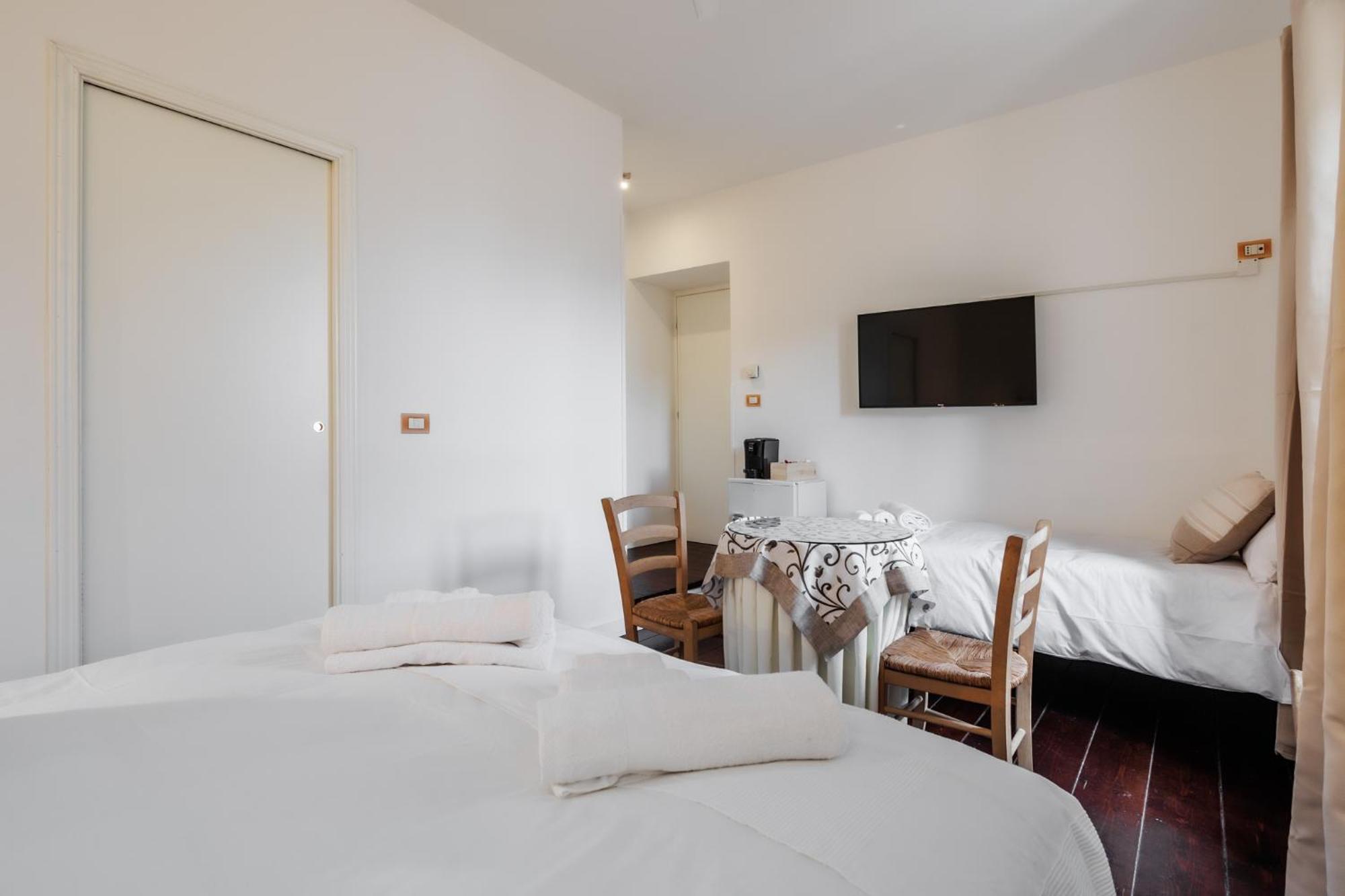 La Torretta Bed & Breakfast Tuscania Ngoại thất bức ảnh